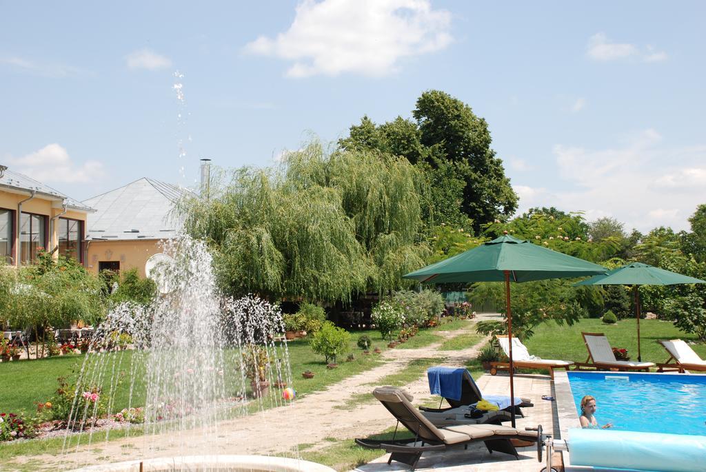 Villa Giulia Islaz Εξωτερικό φωτογραφία