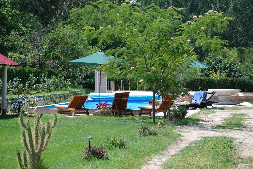 Villa Giulia Islaz Εξωτερικό φωτογραφία